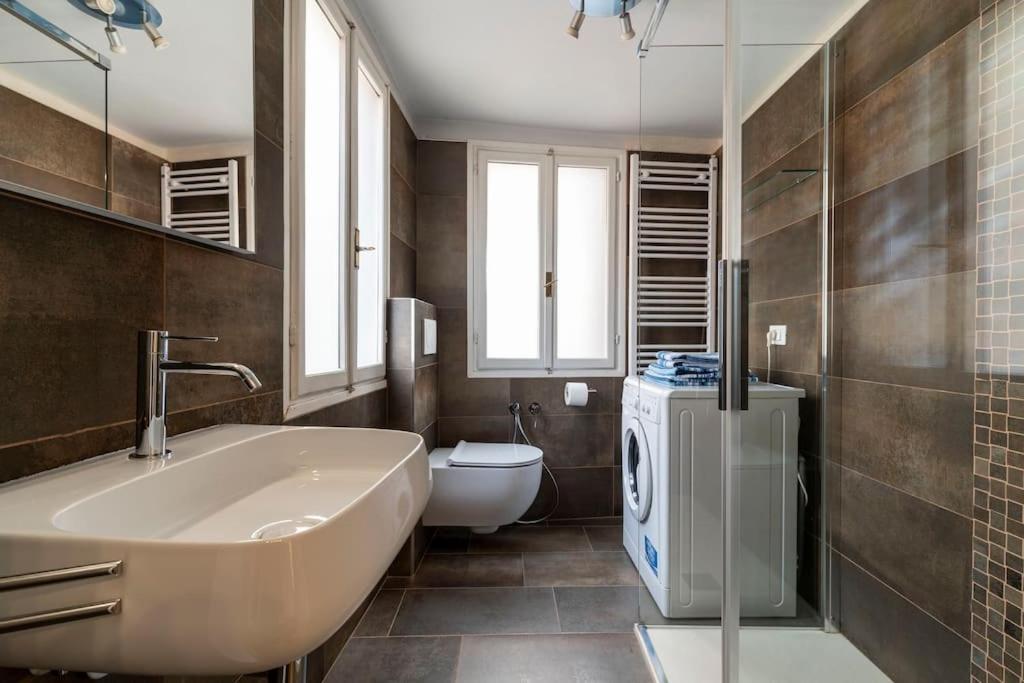 Ca Dei Zoti3 With Luggage Apartamento